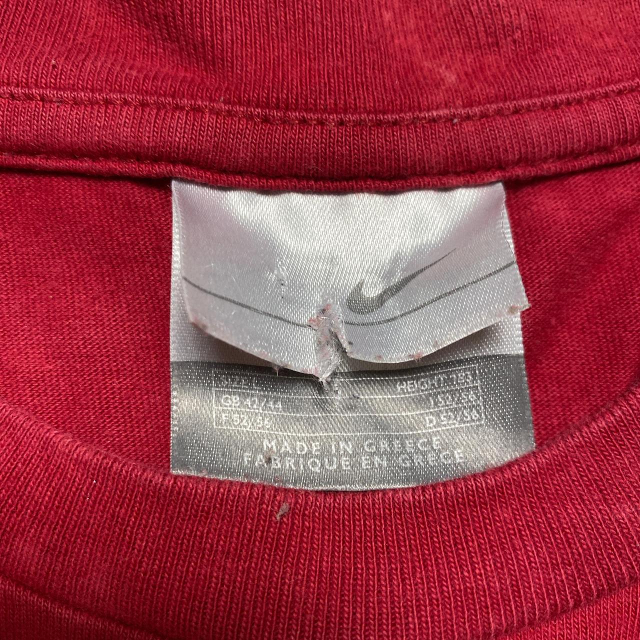 Nike Vintage Centre Swoosh 90’s Red and White T Shirt (L)