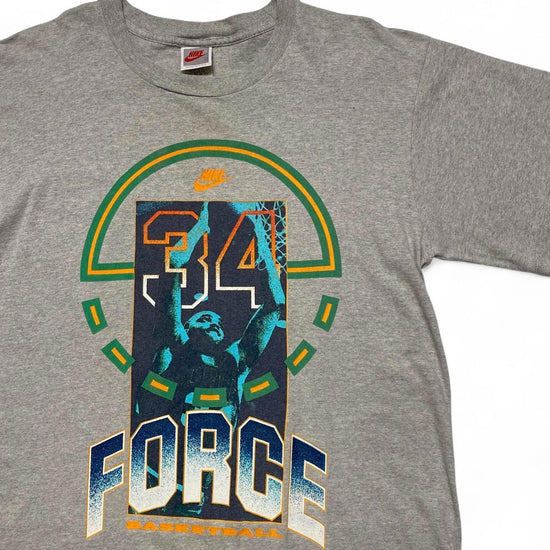 Nike Force Basketball Vintage 90’s Grey Graphic T Shirt (M)