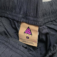 Nike ACG Black Nylon Shell Short Shorts (S)