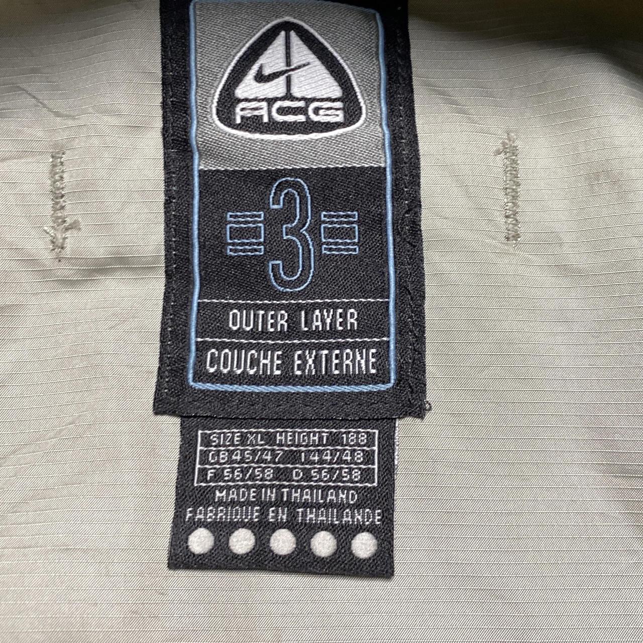 Nike ACG Vintage y2k Light Khaki and Green Shell Windbreaker Jacket (XL)