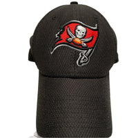 Tampa Bay Buccaneers NFL Baseball Cap Black and Red