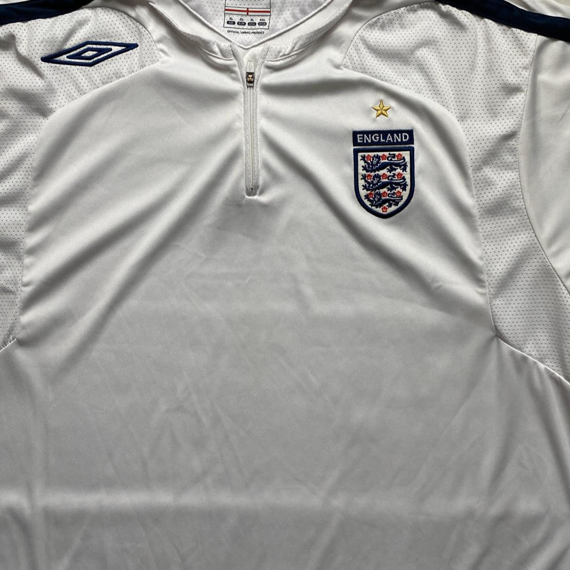 England Umbro White and Navy Vintage Football Jersey (XL)