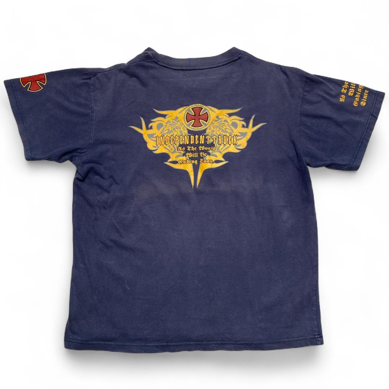 Independent Skateboarding 90’s Vintage y2k Navy and Yellow T-Shirt (M)