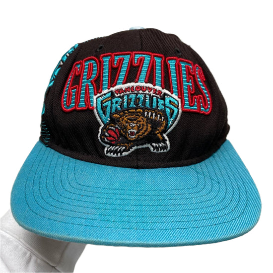 Vancouver Grizzlies Mitchell and Ness Snapback Cap Black and Blue