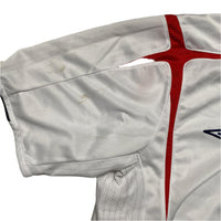 England Umbro Home White and Red Vintage 2005-2007 Football Jersey (M)