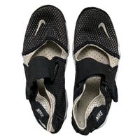 Nike Rift Non Tabi Split Toe Black and White Mesh (UK 4)