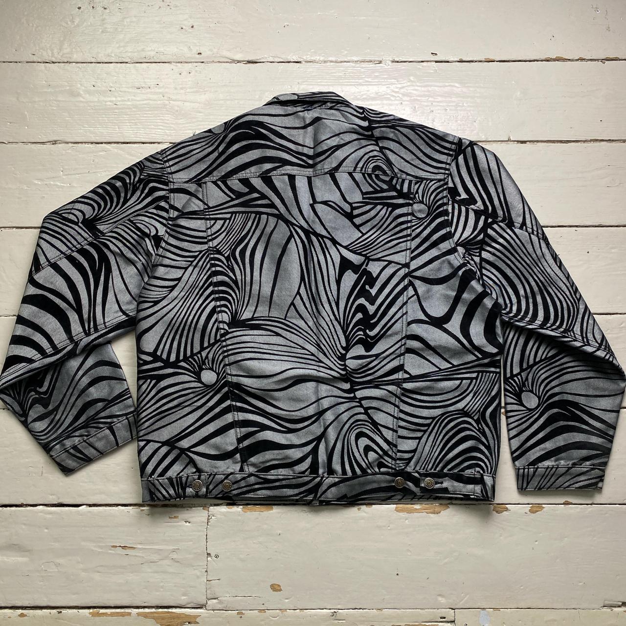 Classic Jeans Vintage 90’s Baggy Denim Jacket Silver and Black