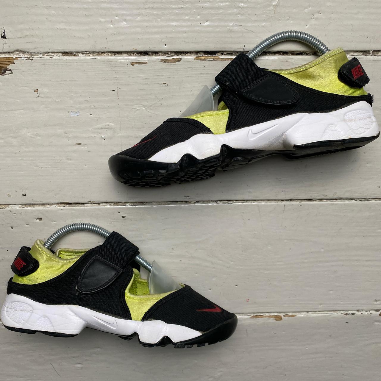 Nike Air Rift Black Green and Red Non Tabi Toe