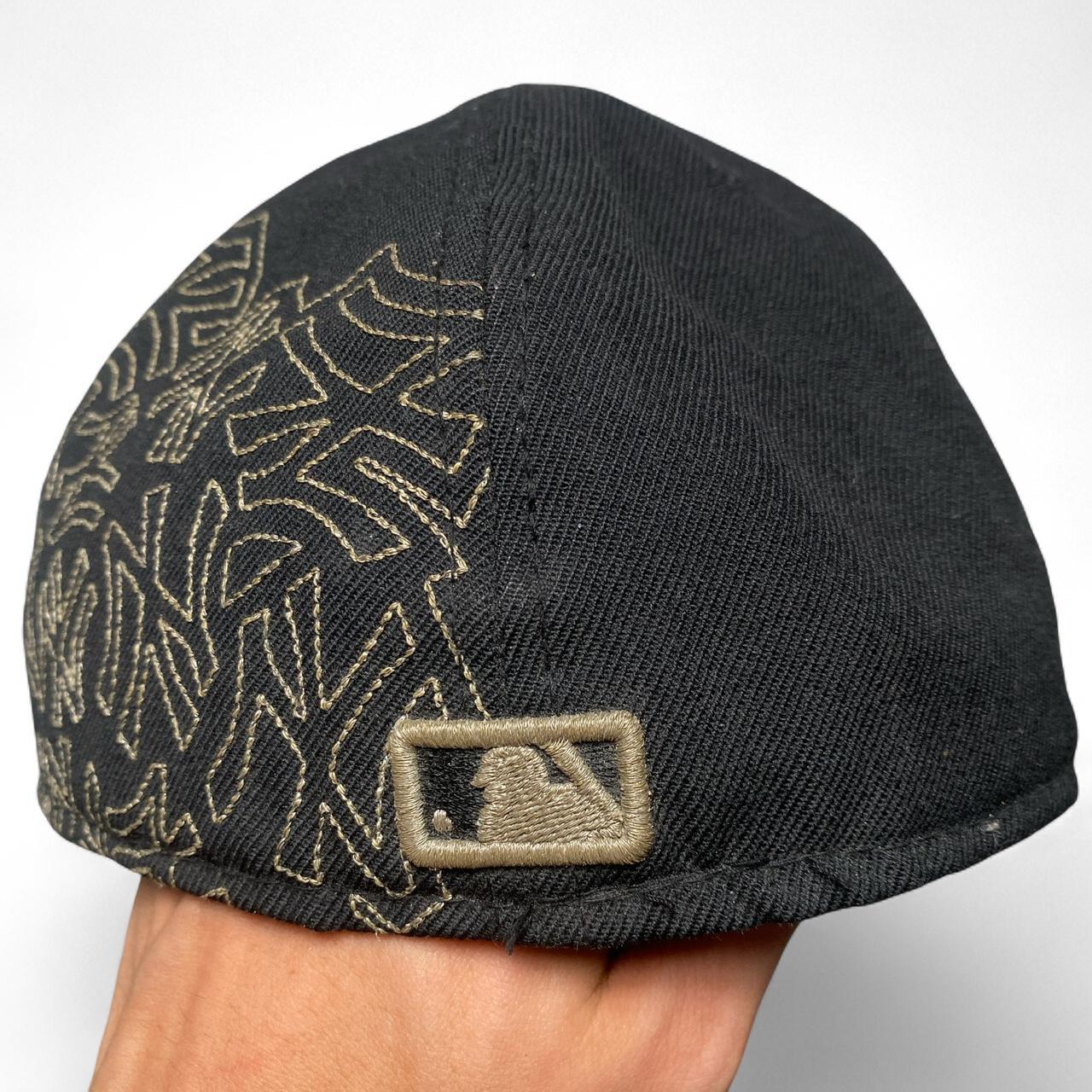 New York Yankees New Era Black and Grey Embroidery Stitch Fitted Cap