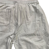 Yardsale Skateboards White and Black Cargo Skateboard Trousers (XL)