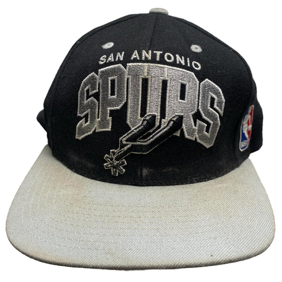 San Antonio Spurs NBA Black and Grey Snapback Cap
