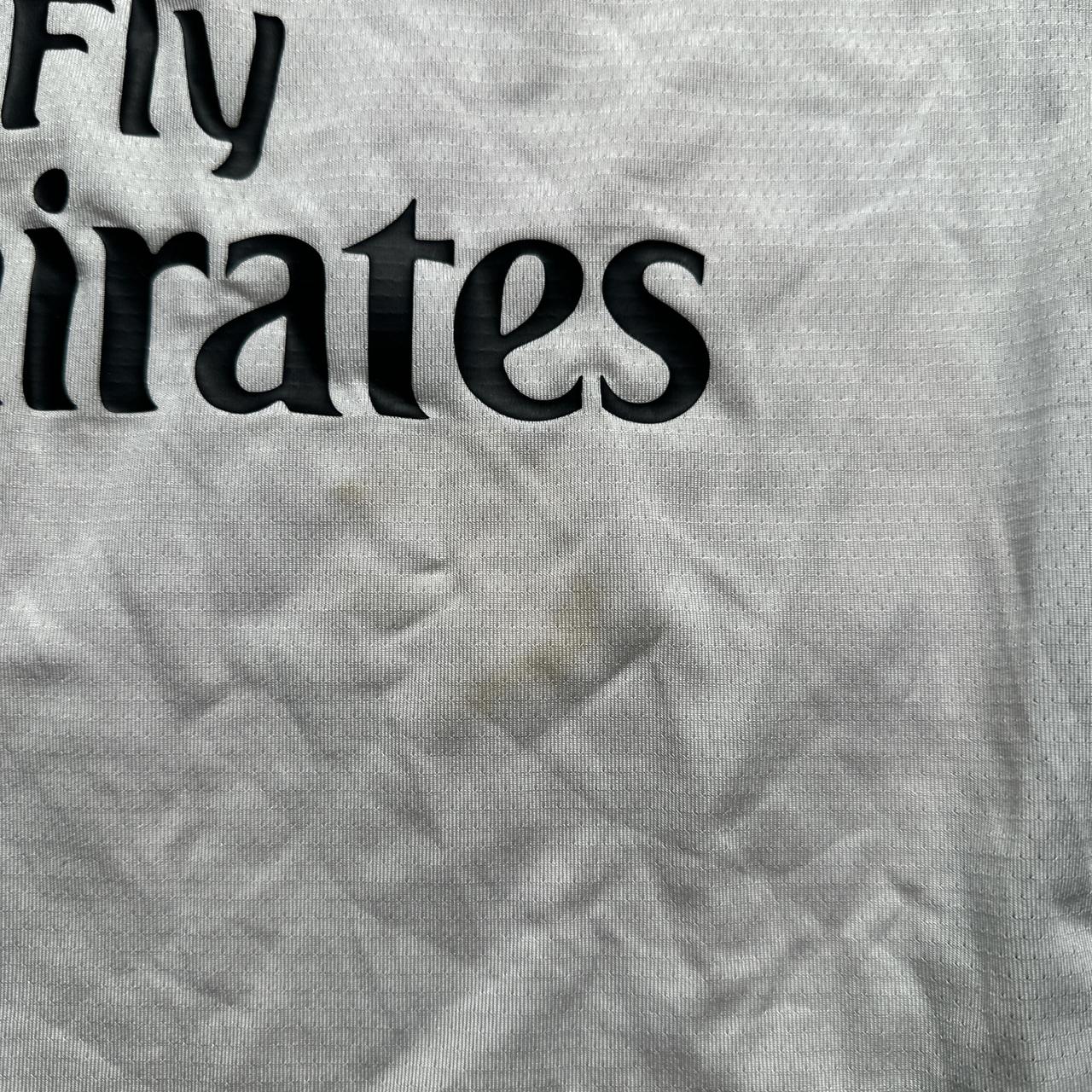 Chelsea Vintage Umbro Fly Emirates Long Sleeve Football Jersey (L Boys)