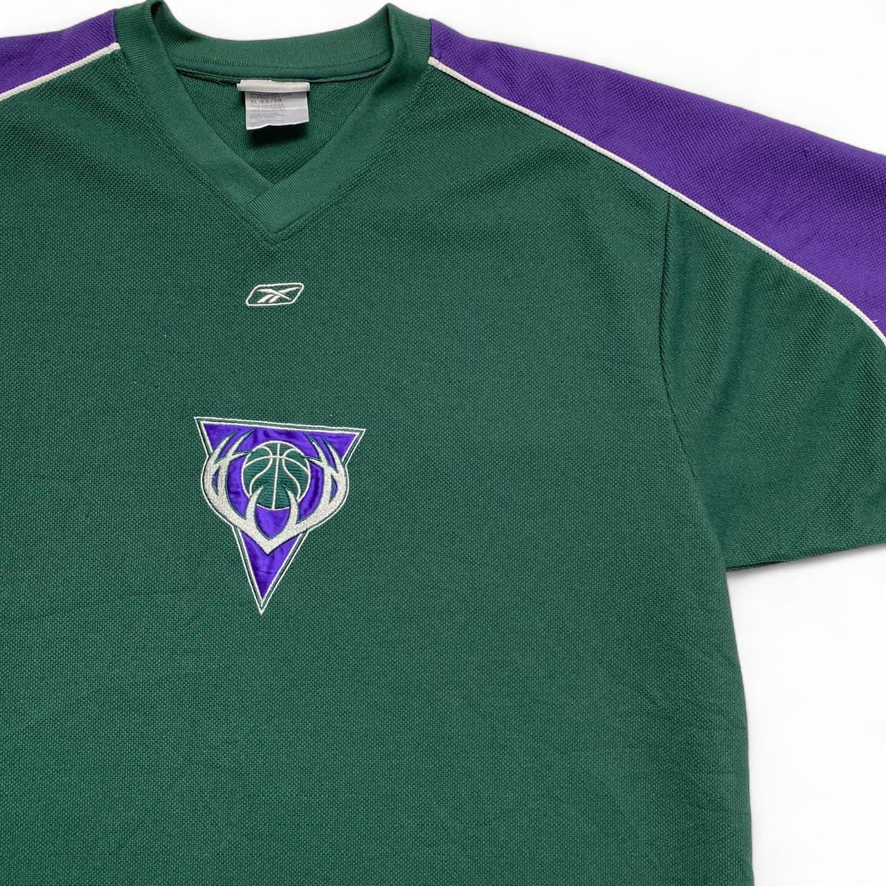 Milwaukee Bucks Vintage Reebok Green and Purple Warm Up Jersey T Shirt (XL)
