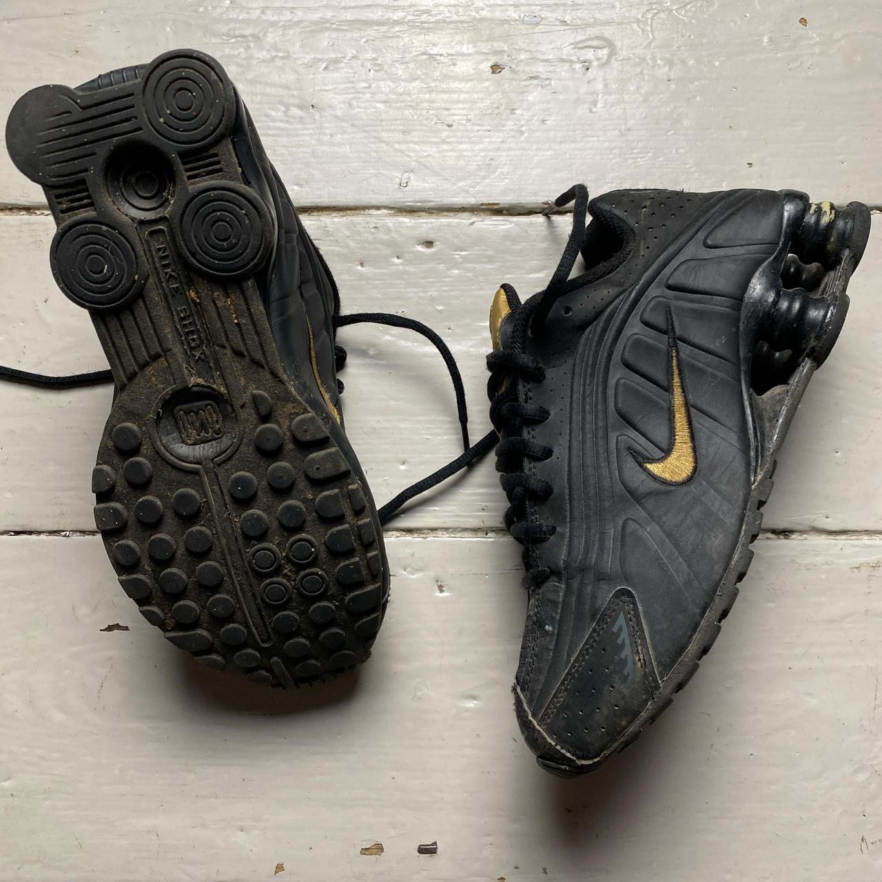 Nike Shox R4 Black and Gold