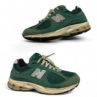 New Balance 2002r Green and Cream Trainers (UK 7.5)