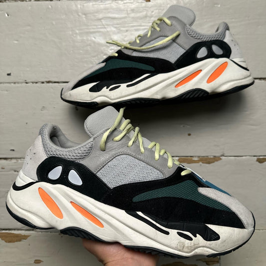 Yeezy 700 Boost Waverunner