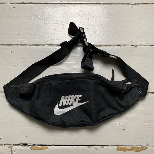 Nike Black and White Pouch Cross Body Bag