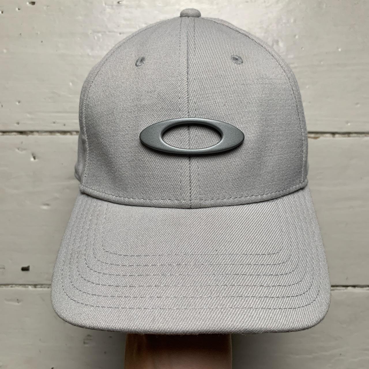 Oakley Fitted Grey Big O Cap