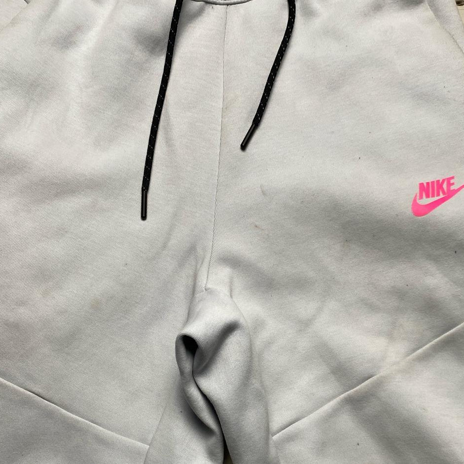 Nike Tech Fleece Ice White and Pink Joggers (XS)