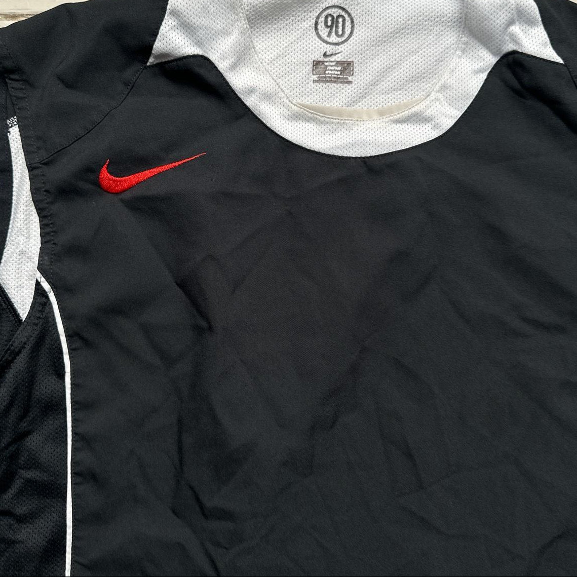 Nike Total 90 Vintage Black Red Swoosh and White Vest (XL)