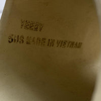 Yeezy Slide Bone (UK 4)