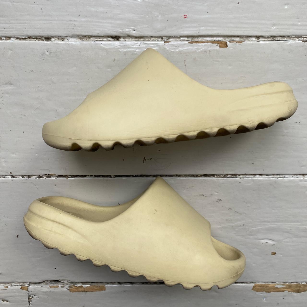 Yeezy Slide Bone