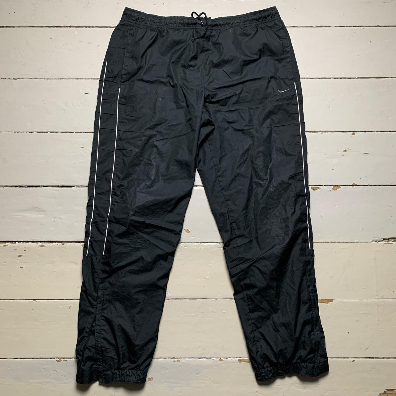 Nike Vintage Swoosh Baggy Shell Bottoms black and White