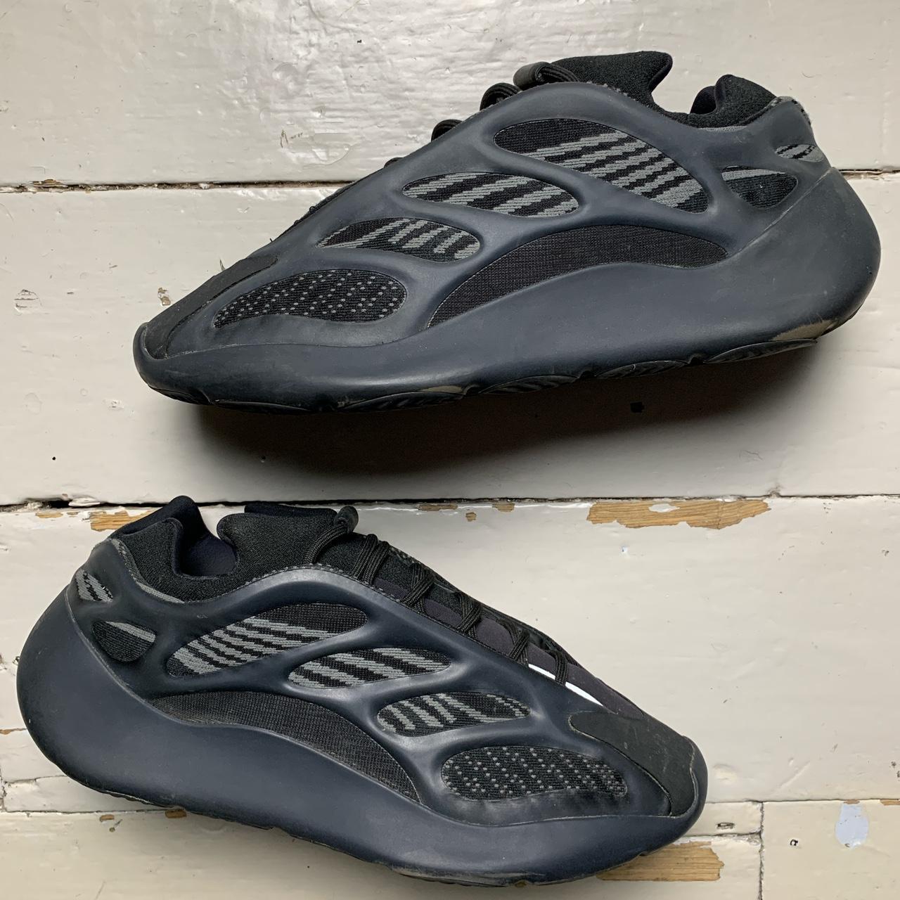 Yeezy 700 V3 Dark Glow Black