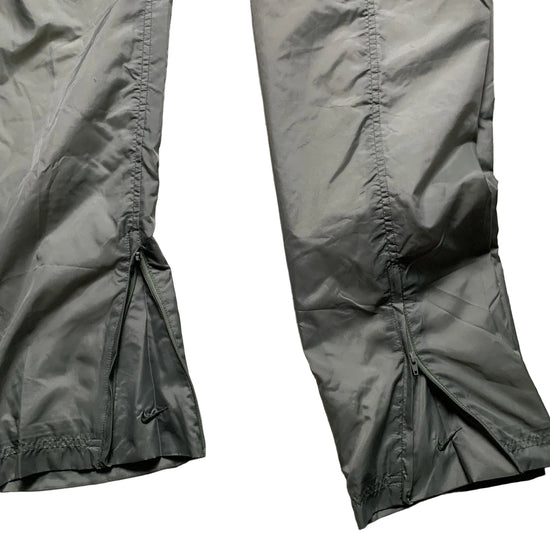 Nike Swoosh Vintage Shell Track Pant Baggy Bottoms Khaki Green (26W)
