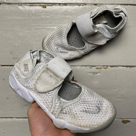 Nike Rift Kids White and Grey