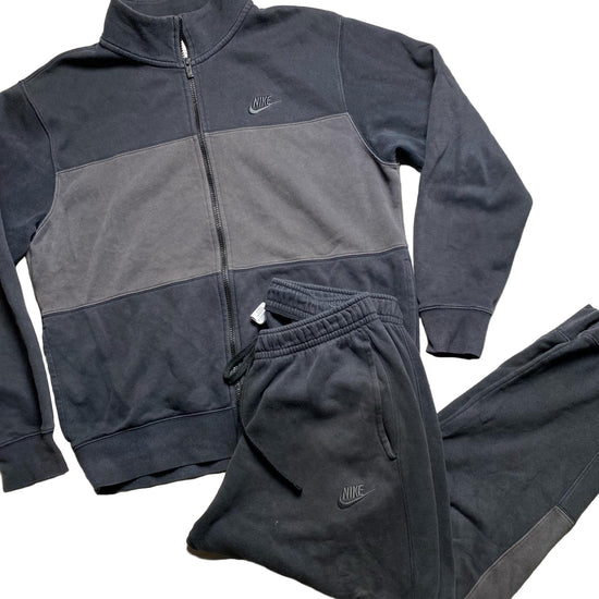 Nike Swoosh Black and Grey full Tracksuit (M)