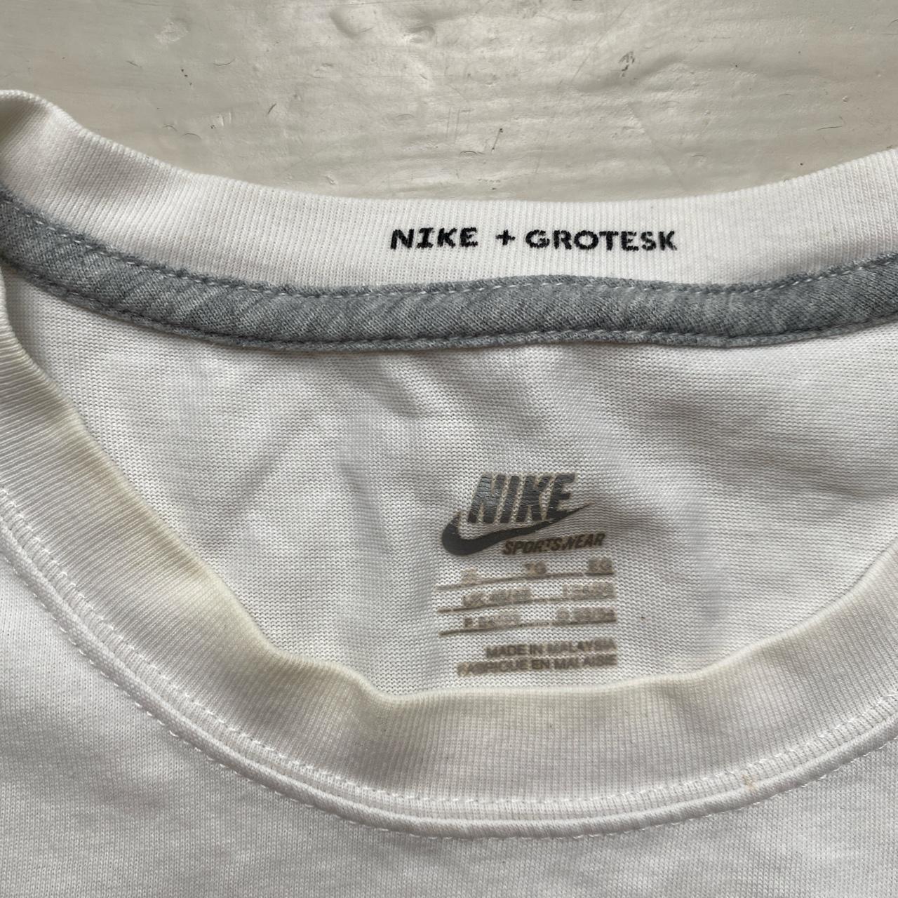 Nike Grotesk Vintage PipeDream Team T Shirt (XL)