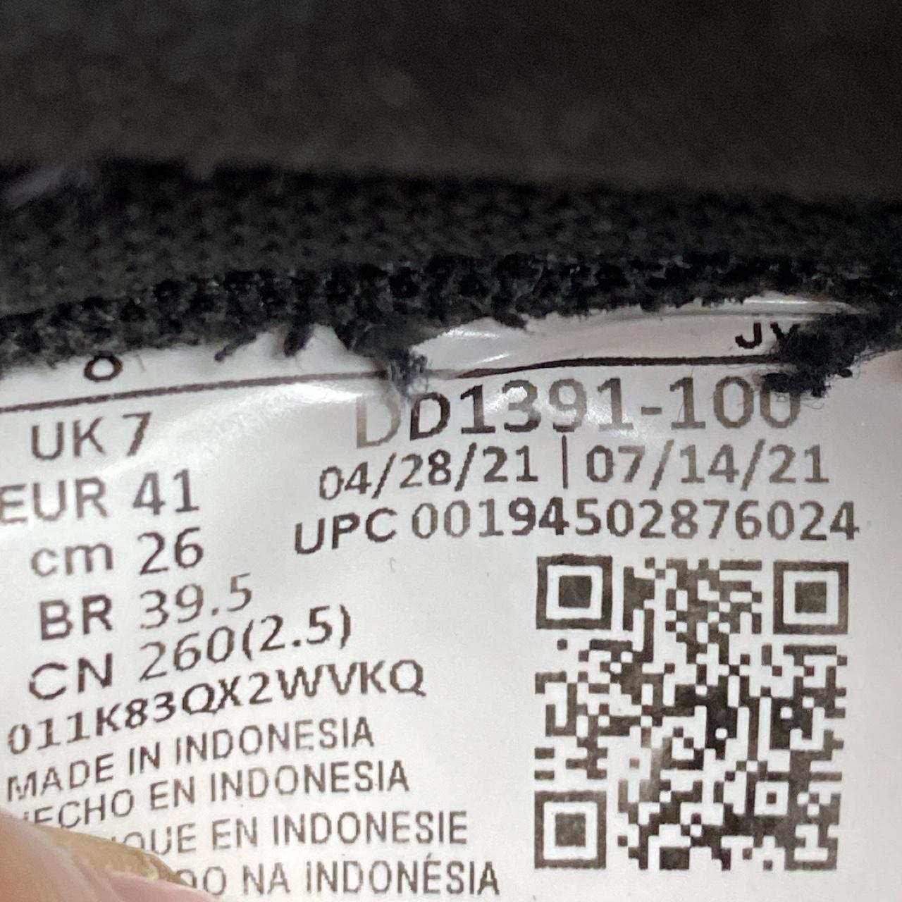 Nike Dunk Low Panda Black and White (UK 7)