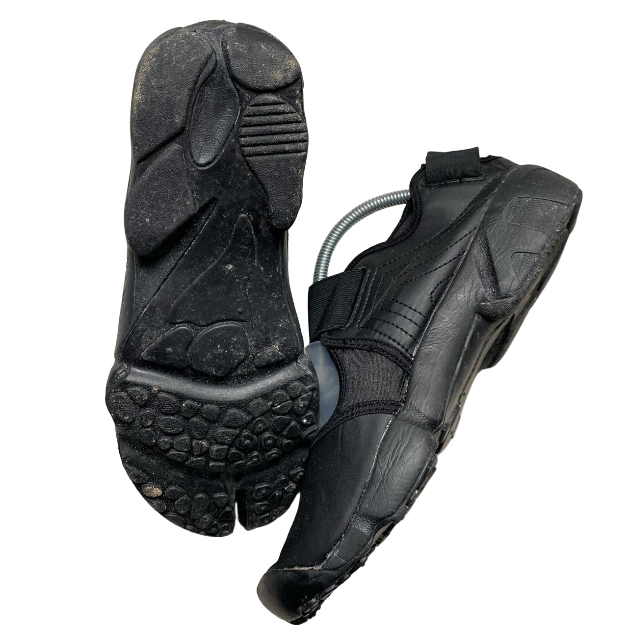 Nike Rift Black Leather (UK 7.5)