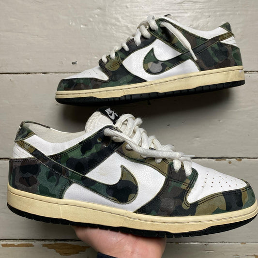 Nike SB Dunk Low Camo Legion Green