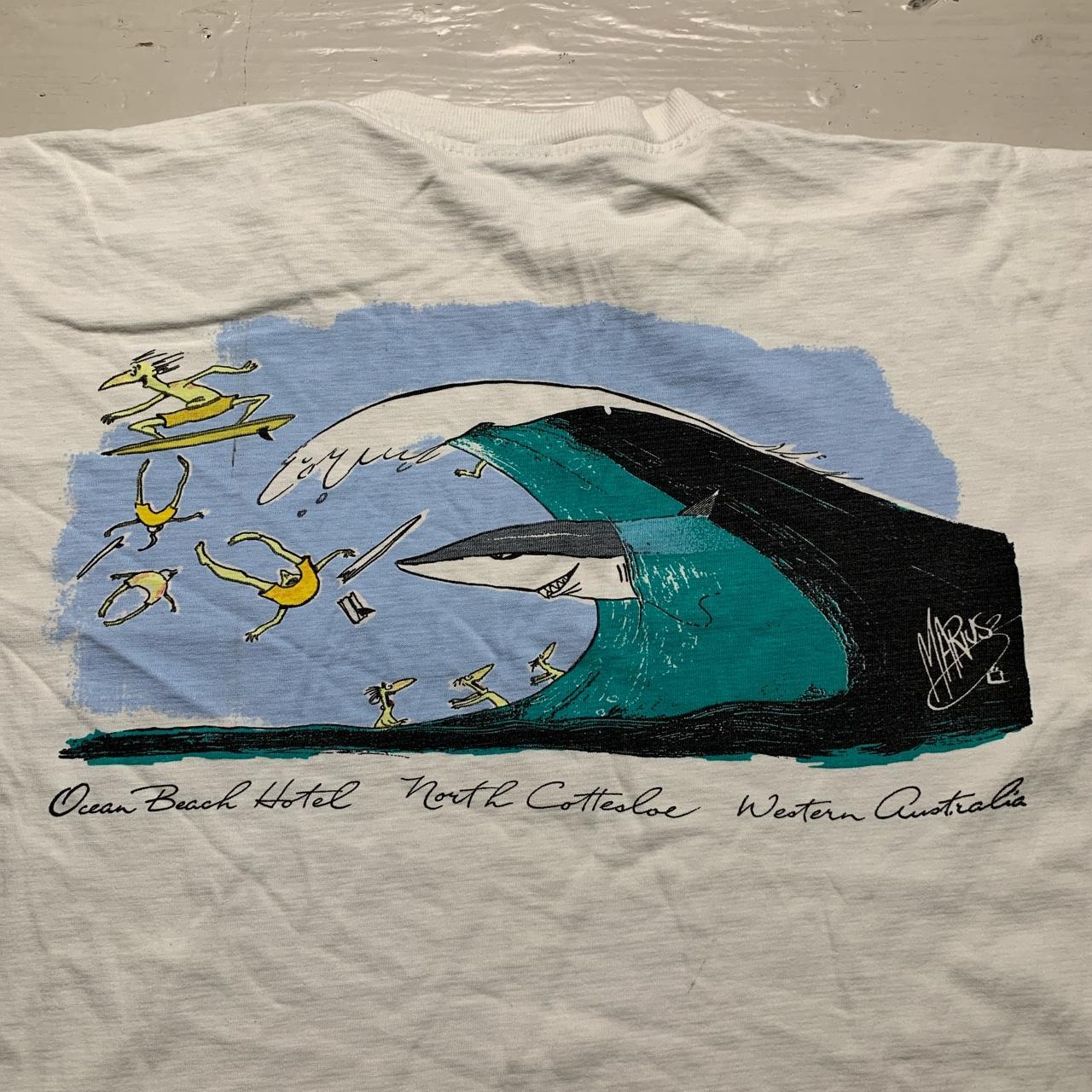 Ocean Beach Hotel Australia Vintage 90’s T Shirt