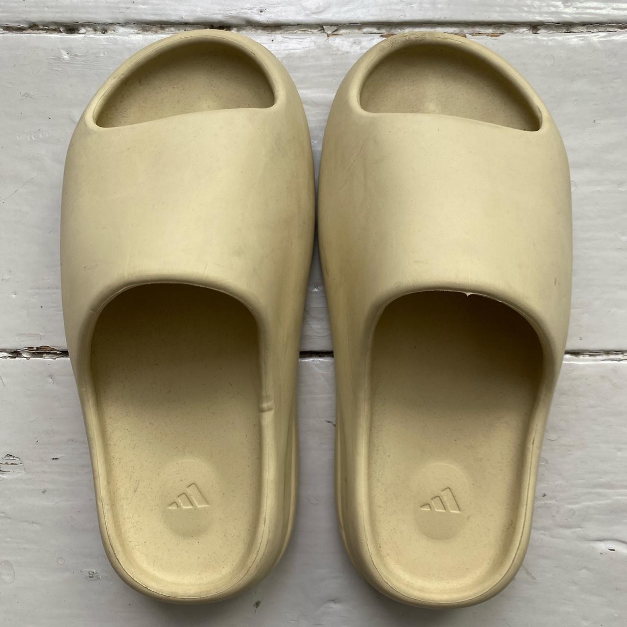 Yeezy Slide Bone