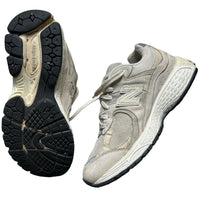 New Balance 2002R Cream Bone Womens Trainers (UK 5.5)