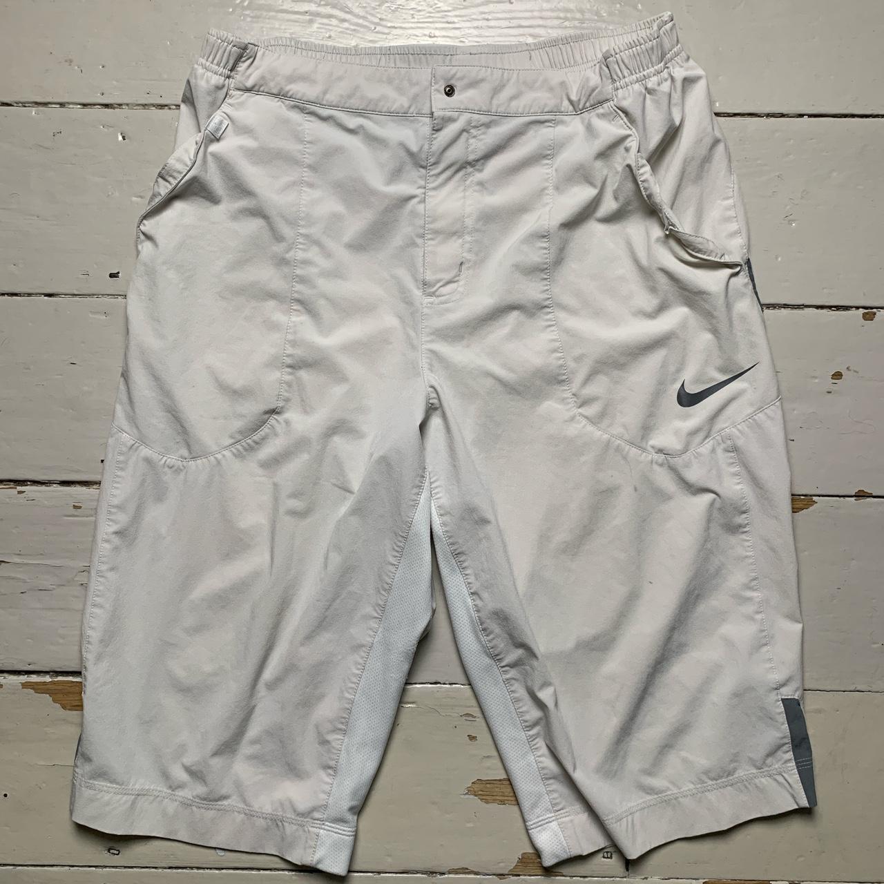 Nike Tennis Vintage Shorts White and Grey