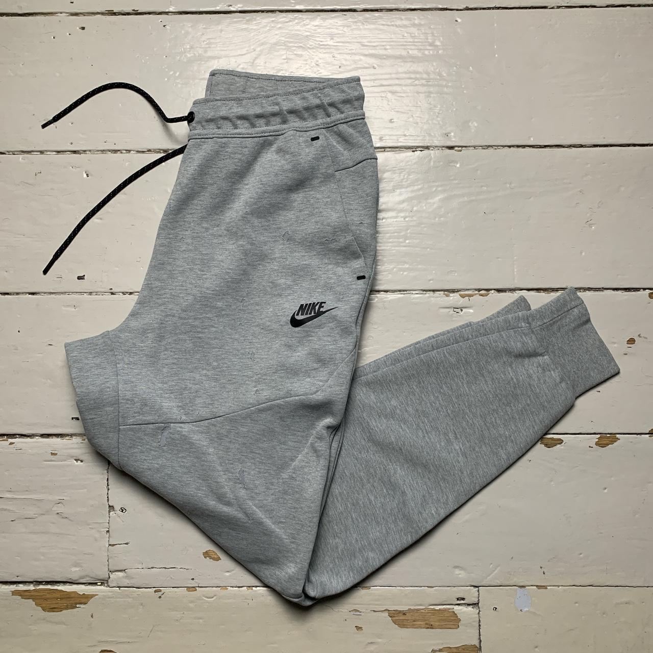 Nike Tech Fleece Grey New Season