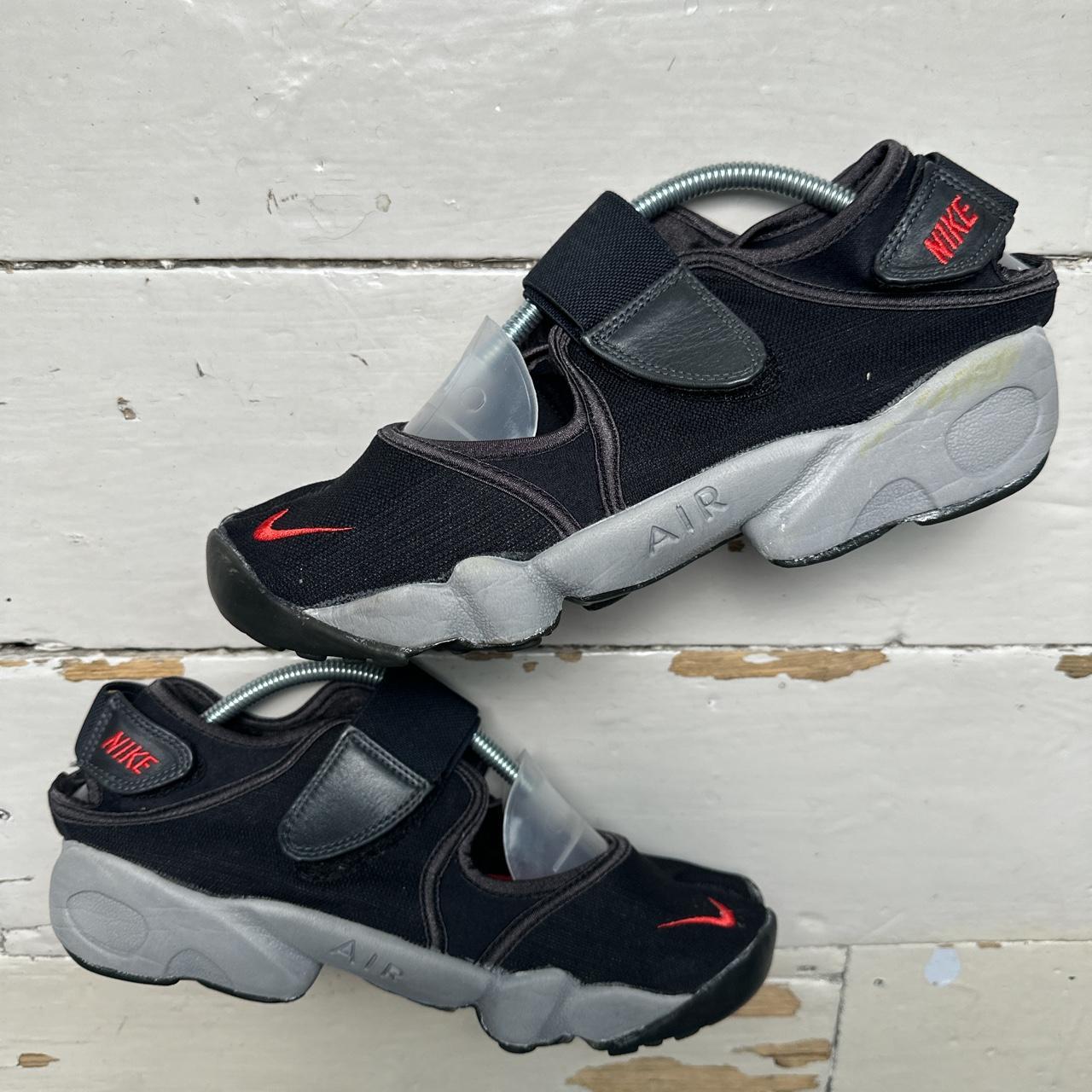 Nike Air Rift Black Red and Grey Tabi Toe Vintage 2004