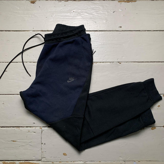 Nike Tech Fleece Old Season Navy and Black Joggers