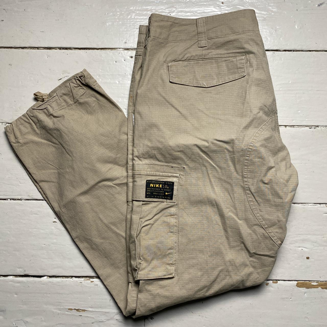 Nike SB Khaki Beige Cargo Combat Baggy Trousers