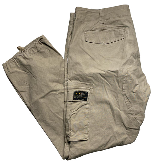 Nike SB Khaki Beige Cargo Combat Baggy Trousers (36W)