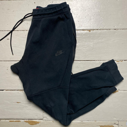 Nike Tech Fleece Black Old Season Joggers
