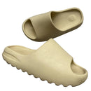 Yeezy Slide Bone (UK 4)