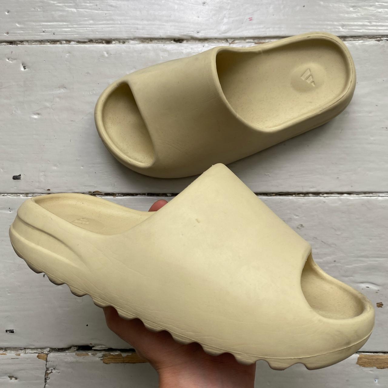 Yeezy Slide Bone