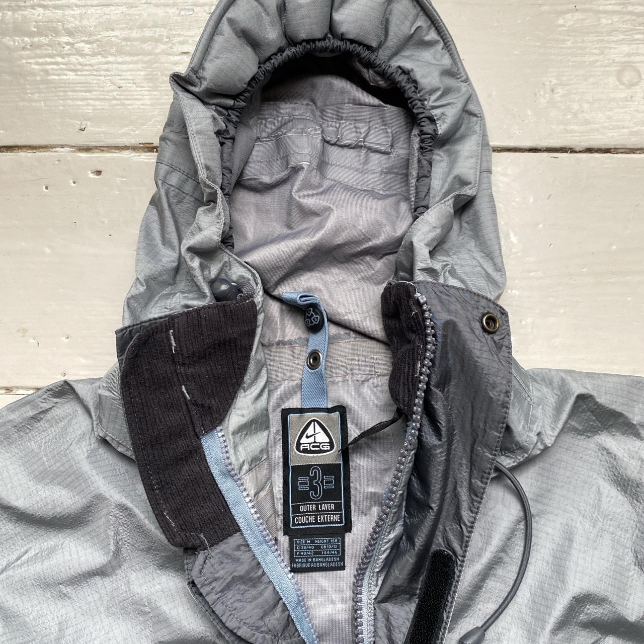 Nike ACG Vintage Silver Lightweight Jacket