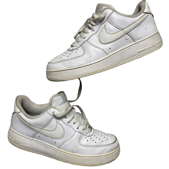 Nike Air Force 1 White (UK 8)