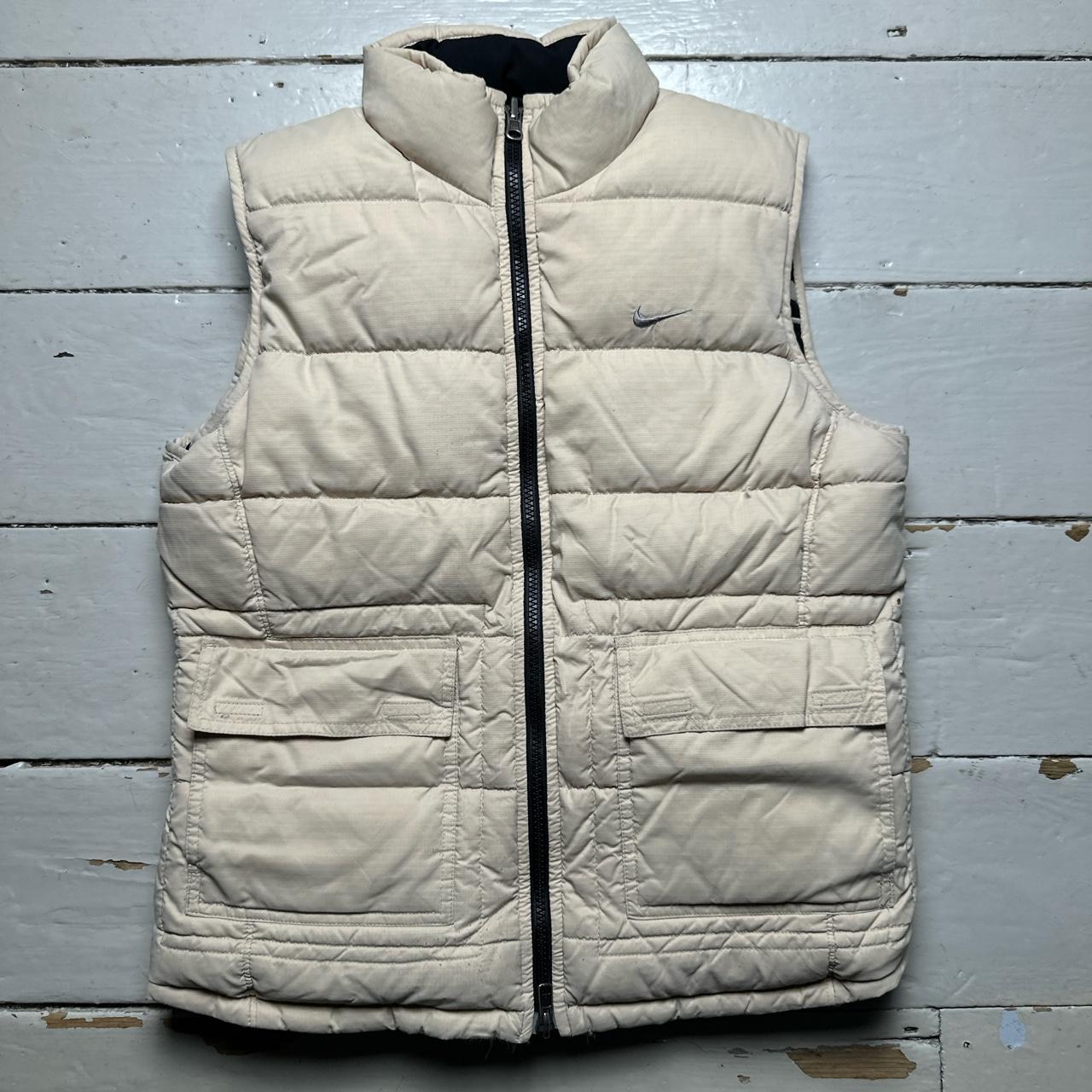 Nike Vintage y2k Womens Reversible Gilet Cream and Black